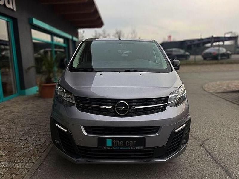 Second-hand Opel Vivaro 250 CP (183 kW) 2014 Negru Monovolum