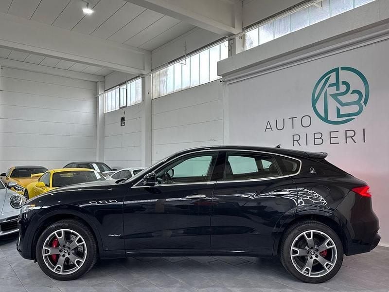 Gebraucht Maserati Levante 430 PS (316 kW) 2020 Schwarz SUV