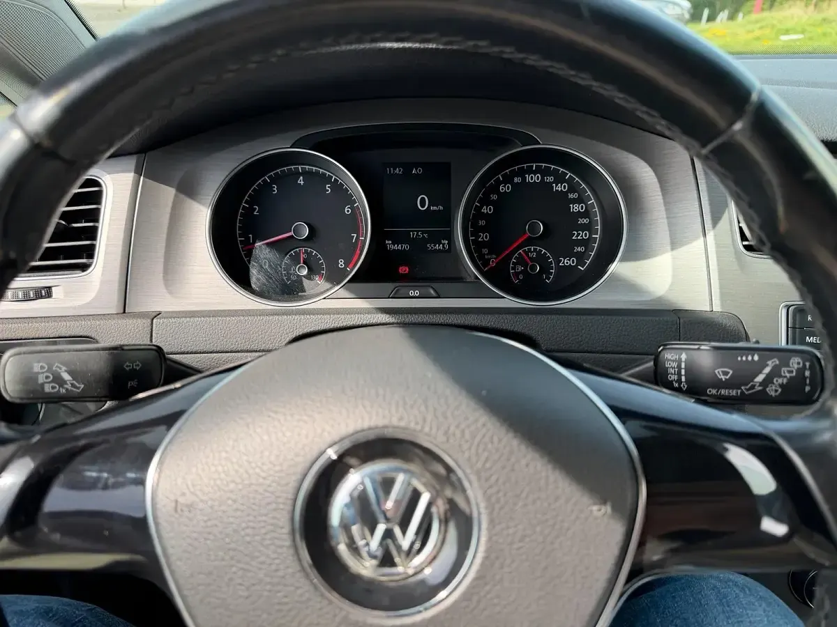 Second-hand VW Golf VII 125 CP (91 kW) 2014 Verde Break