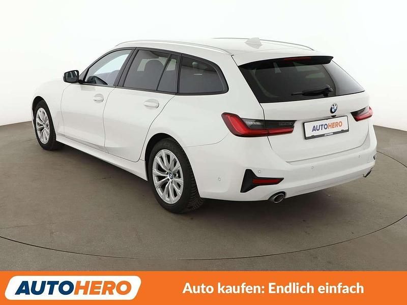 Gebraucht BMW 318 Advantage 150 PS (110 kW) 2021 Weiß Kombi