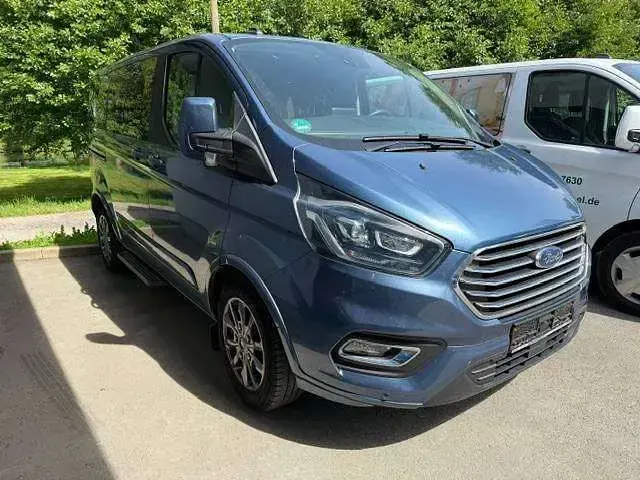 Gebraucht Ford Tourneo Titanium X 185 PS (136 kW) 2020 Chromablau metallic Van / Kleinbus