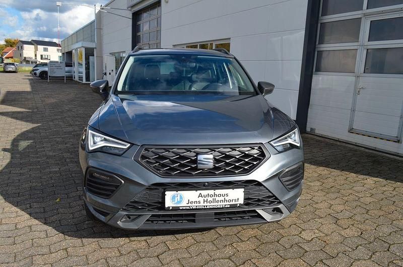 Grau Gebraucht 2022 Seat Ateca 4Drive SUV | 26.990 € (Etwas zu teuer) - Bild 1/4