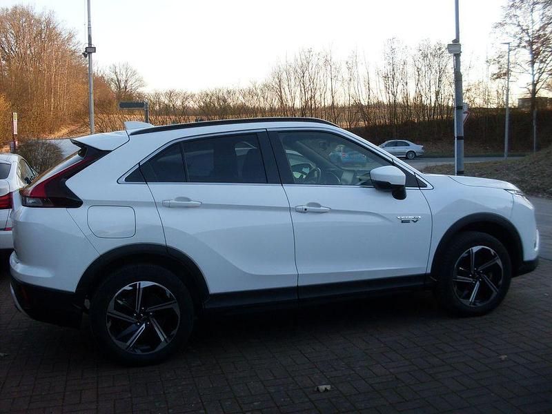 Gebraucht Mitsubishi Eclipse Cross 188 PS (138 kW) 2022 Weiß SUV