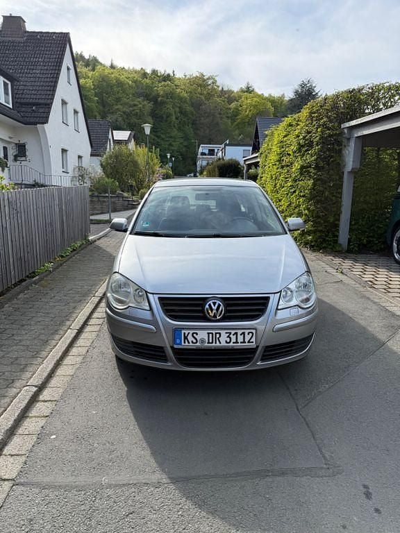 Gebraucht VW Polo 80 PS (58 kW) 2006 Silber Kleinwagen