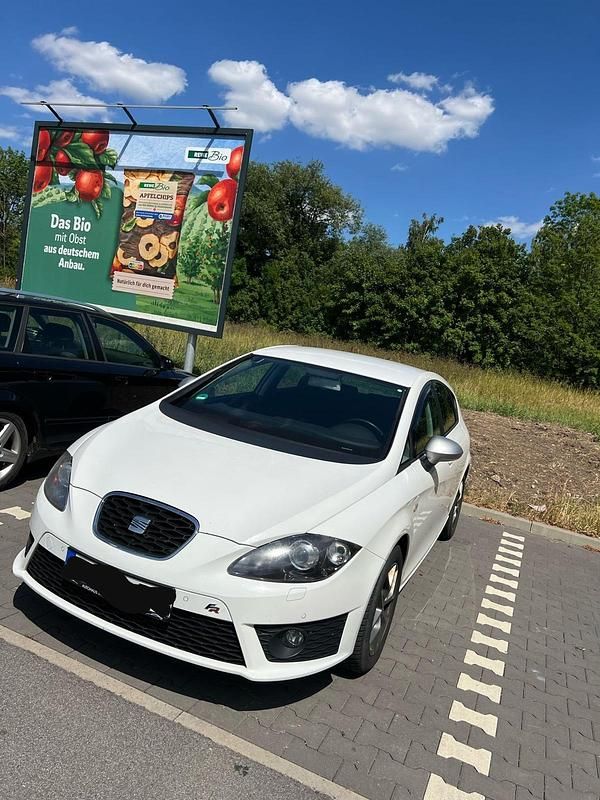 Gebraucht Seat Leon FR 170 PS (125 kW) 2010 Weiß Kleinwagen