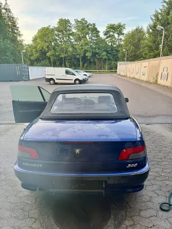 Gebraucht Peugeot 306 Cabriolet 98 PS (72 kW) 1999 Blau Cabrio