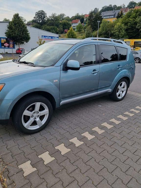 Gebraucht 2008 Mitsubishi Outlander Inform SUV | 5.350 € (Teuer) - Bild 1/4