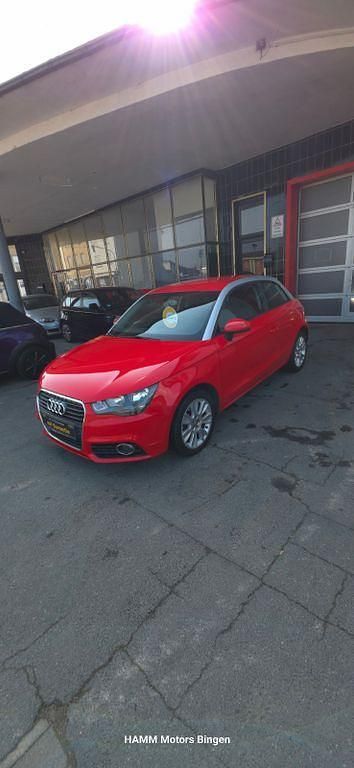 Gebraucht Audi A1 Ambition 122 PS (89 kW) 2012 Rot Kleinwagen
