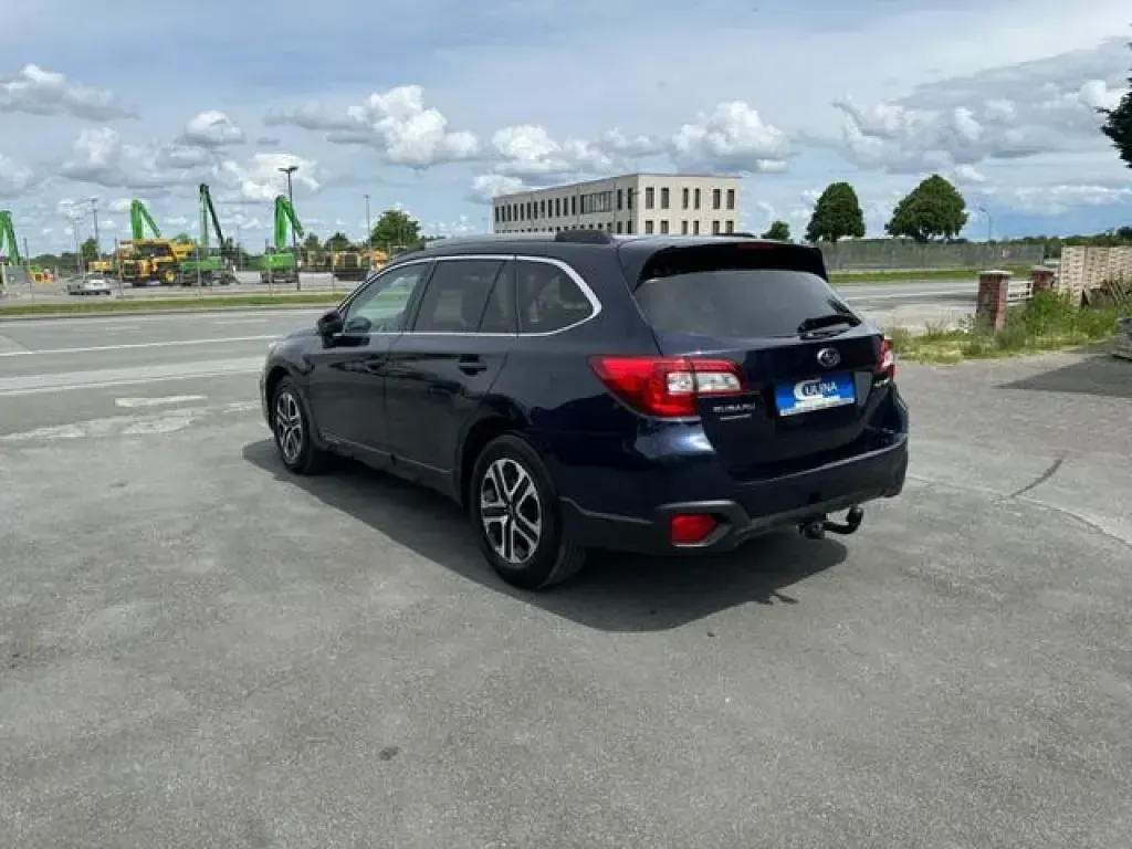 Gebraucht Subaru Outback Active 175 PS (128 kW) 2019 Blau Kombi