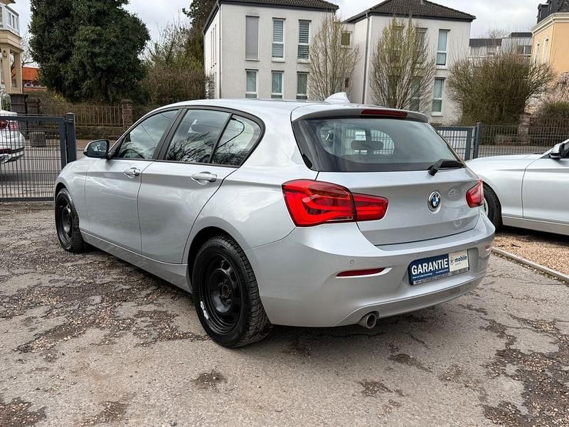 Gebraucht BMW 118 Advantage 150 PS (110 kW) 2019 Silber Kleinwagen