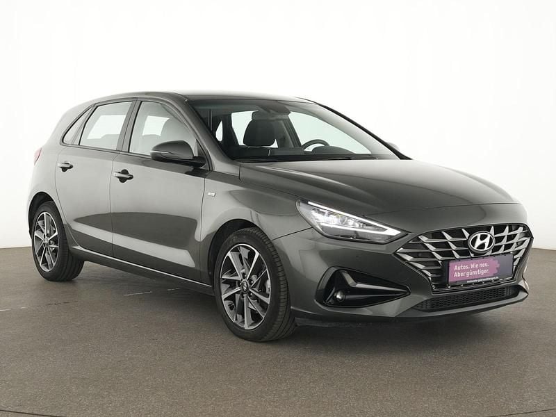 Gebraucht Hyundai i30 160 PS (117 kW) 2023 Amazon grey Limousine