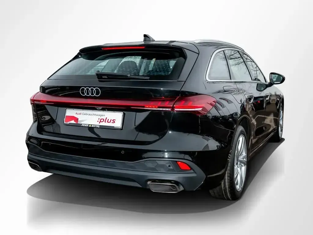 Second-hand Audi A5 Sport 150 CP (110 kW) 2025 Negru Break
