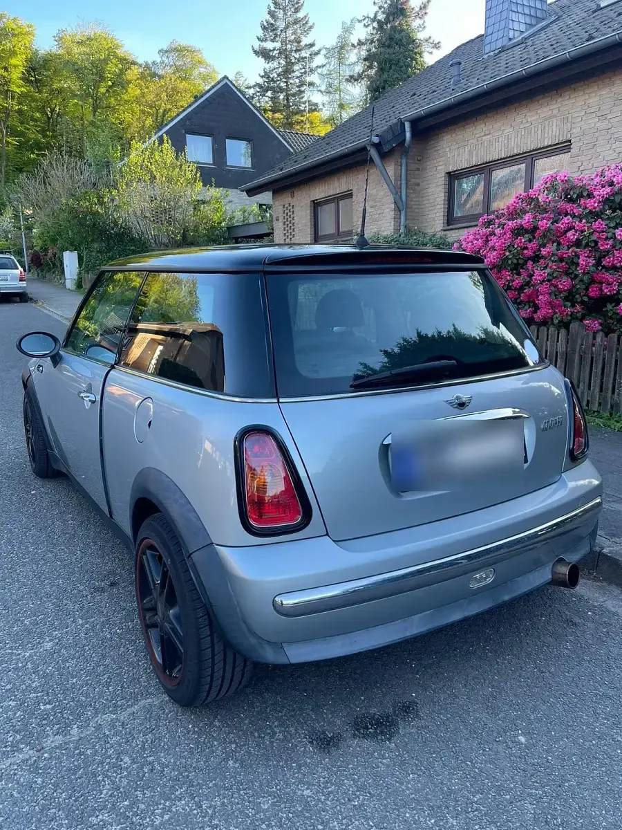 Usata Mini Cooper 116 CV (85 kW) 2002 Argento Utilitaria