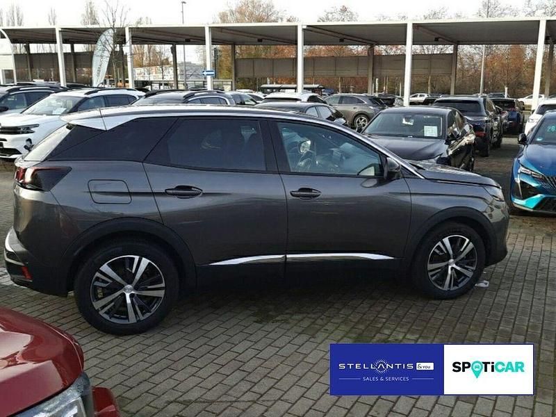 Gebraucht Peugeot 3008 Allure 131 PS (96 kW) 2023 Grau SUV