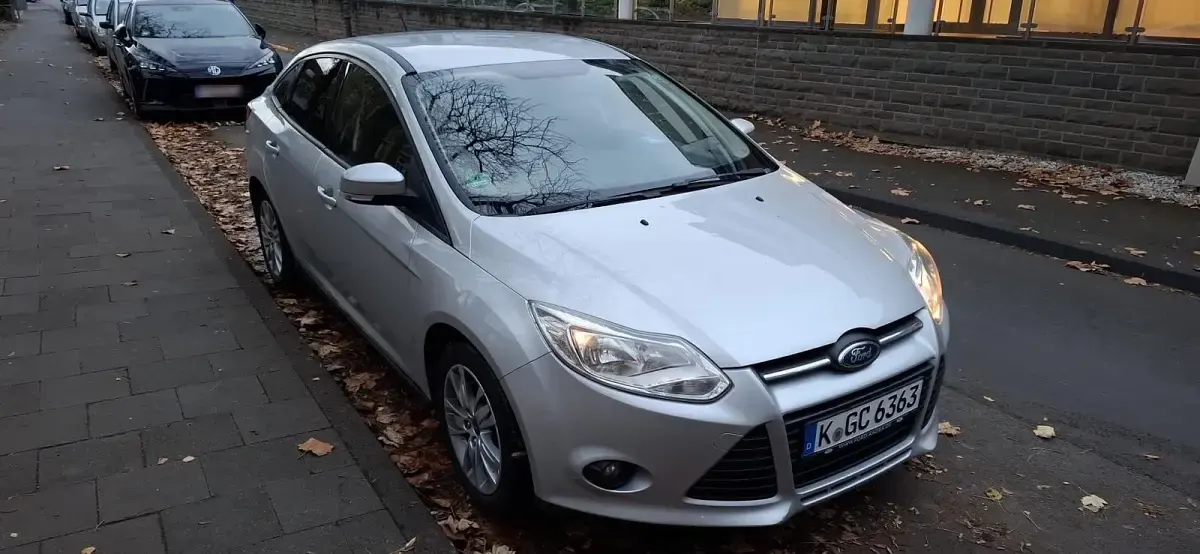 Usata Ford Focus 86 CV (63 kW) 2014 Argento Berlina