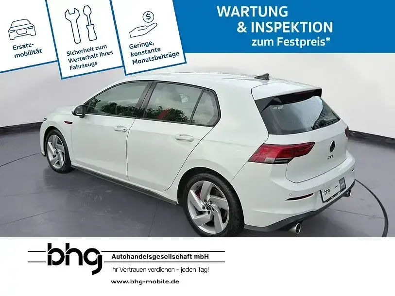 Gebraucht VW Golf VIII GTI 245 PS (180 kW) 2024 Weiß Limousine