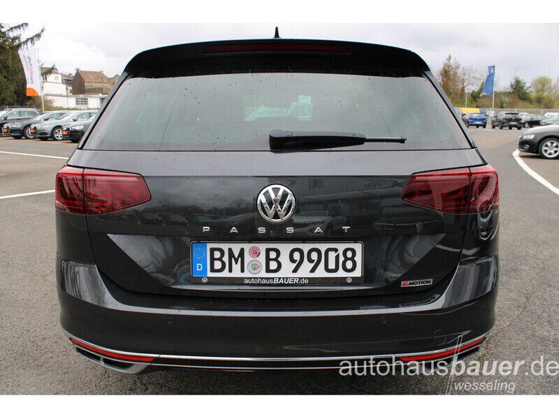 Gebraucht VW Passat Elegance 190 PS (139 kW) 2020 Mangangrau (metallic) Kombi
