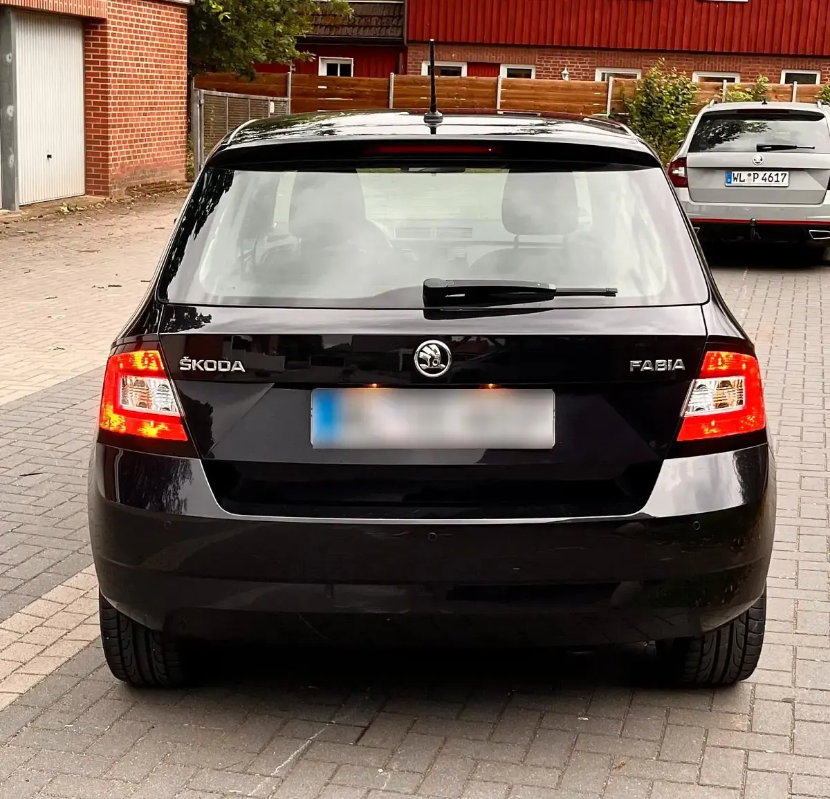 Gebraucht Skoda Fabia 90 PS (66 kW) 2016 Schwarz Kleinwagen
