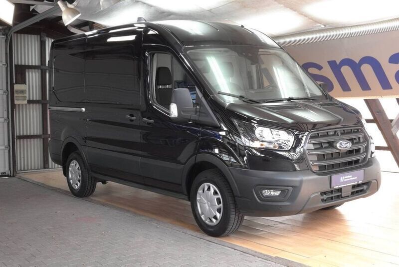 Agate black metallic Gebraucht 2023 Ford Transit Trend Van / Kleinbus | 34.975 € (Etwas zu teuer) - Bild 1/4