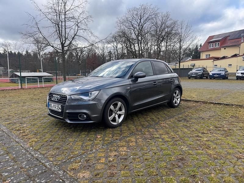 Gebraucht Audi A1 S-Line 122 PS (89 kW) 2012 Grau Kleinwagen