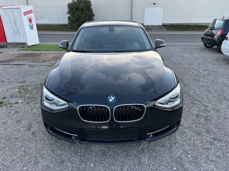Schwarz Gebraucht 2012 BMW 116 Sport Line Kleinwagen | 4.400 € (Superpreis) - Bild 1/4
