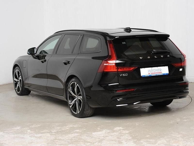 Gebraucht Volvo V60 Plus 310 PS (228 kW) 2023 Schwarz Kombi