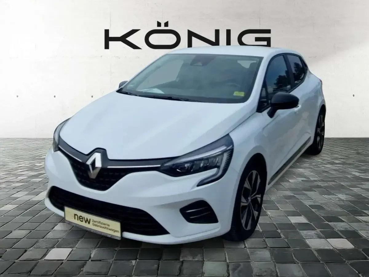 Second-hand Renault Clio V Evolution 67 CP (49 kW) 2022 Alb Berlinǎ