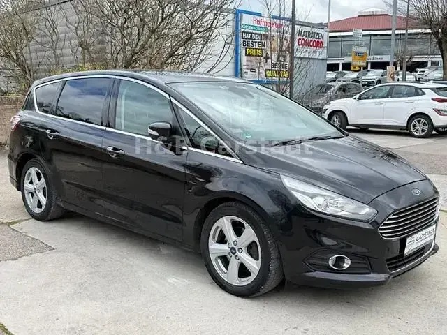Gebraucht Ford S-MAX Titanium 180 PS (132 kW) 2016 Andere Van / Kleinbus