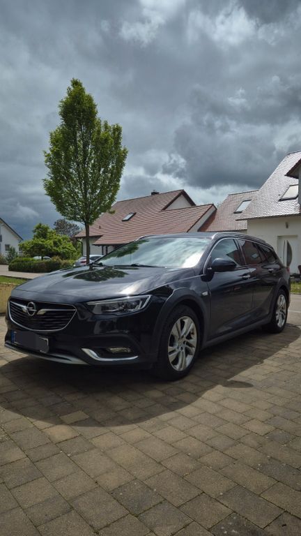 Schwarz Gebraucht 2018 Opel Insignia Country Tourer Exklusiv Kombi | 18.499 € (Guter Preis) - Bild 1/4