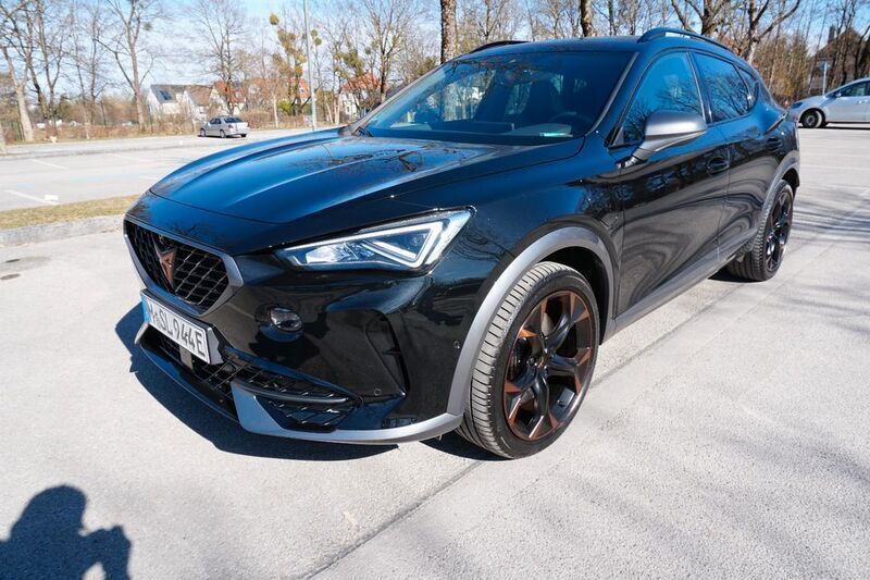 Schwarz Gebraucht 2021 Cupra Formentor VZ SUV | 29.000 € (Etwas zu teuer) - Bild 1/4