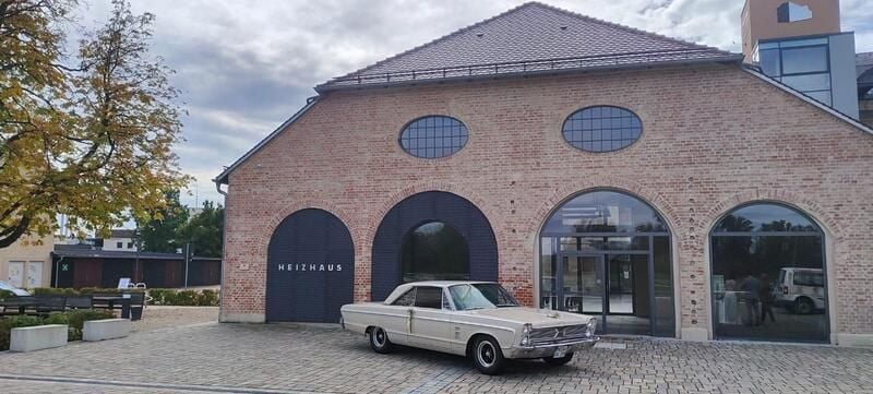 Beige Gebraucht 1986 Plymouth Fury Coupé | 24.500 € - Bild 1/4