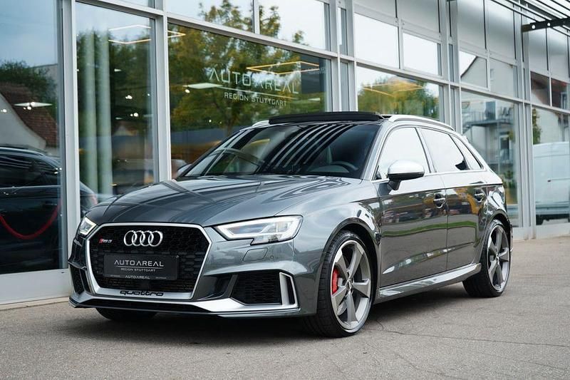 Grau Gebraucht 2019 Audi RS3 Sport Kleinwagen | 47.990 € (Etwas zu teuer) - Bild 1/4