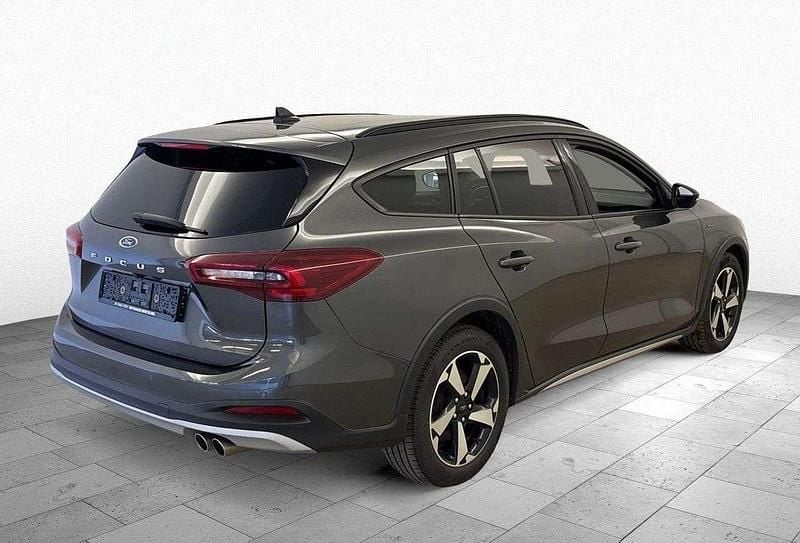 Gebraucht Ford Focus Active X 120 PS (88 kW) 2022 Grau Kombi