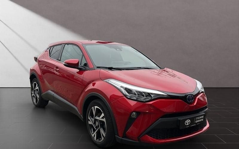 Rot Gebraucht 2023 Toyota C-HR SUV | 24.950 € (Superpreis) - Bild 1/4