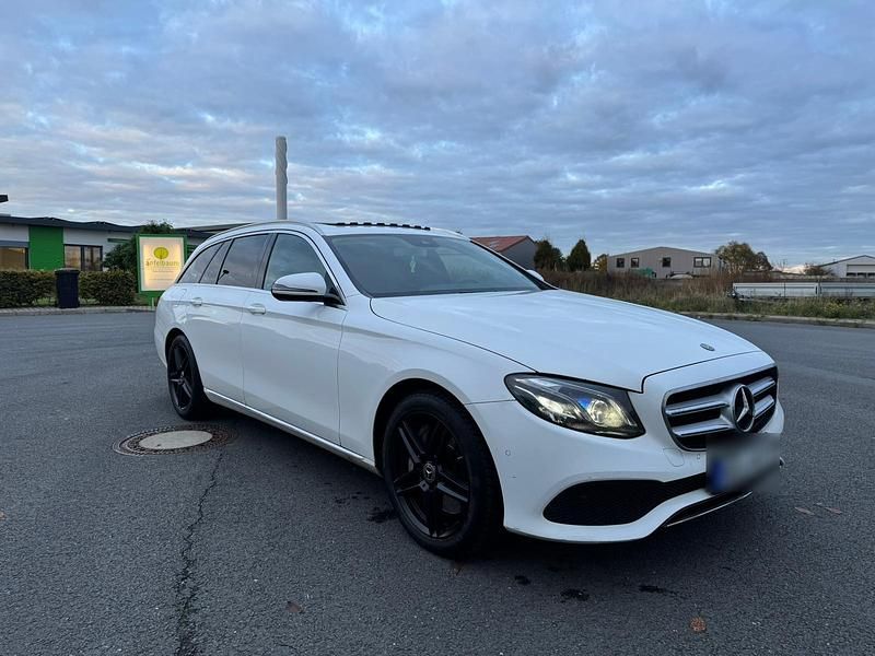 Gebraucht Mercedes E350 258 PS (189 kW) 2017 Weiß Kombi