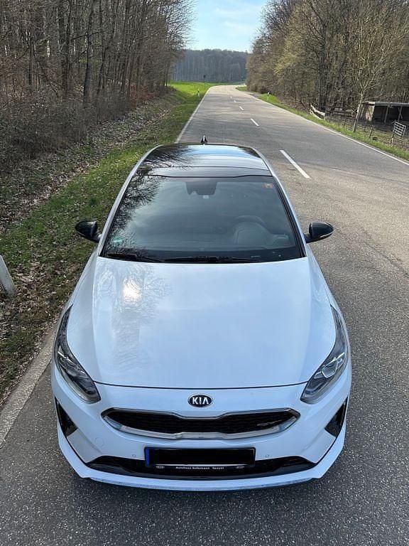 Gebraucht Kia Ceed GT GT 204 PS (150 kW) 2019 Weiß Limousine