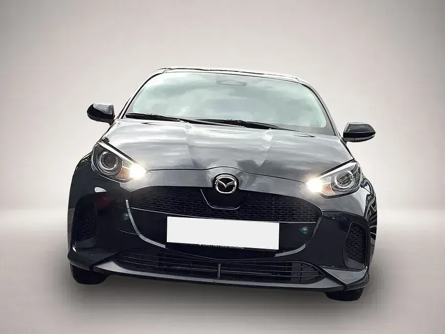 Gebraucht Mazda 2 Center-Line 92 PS (67 kW) 2025 Schwarz Kleinwagen