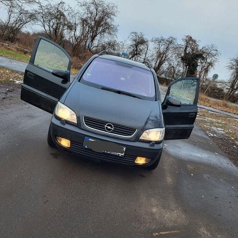 Gebraucht Opel Zafira 147 PS (108 kW) 2001 Schwarz Van / Kleinbus