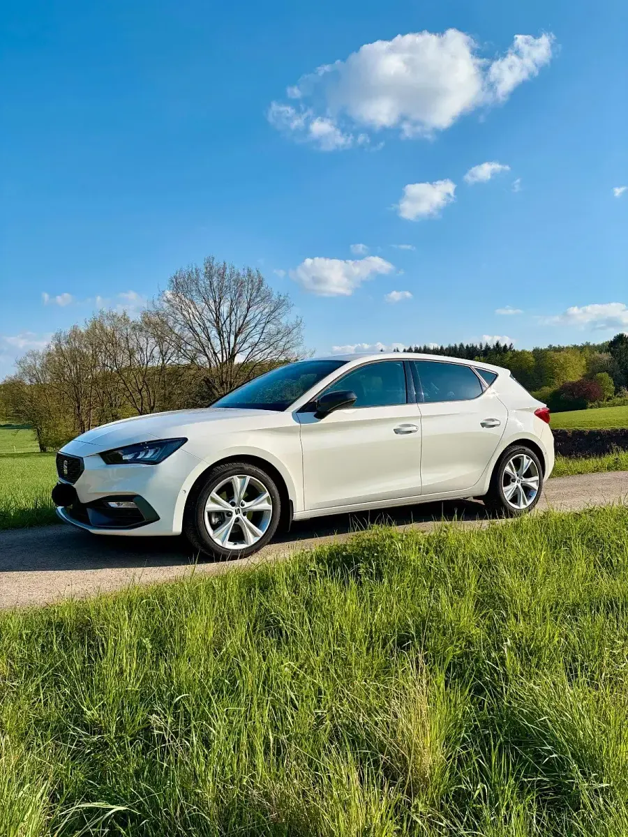 Gebraucht Seat Leon FR 150 PS (110 kW) 2020 Weiß Limousine