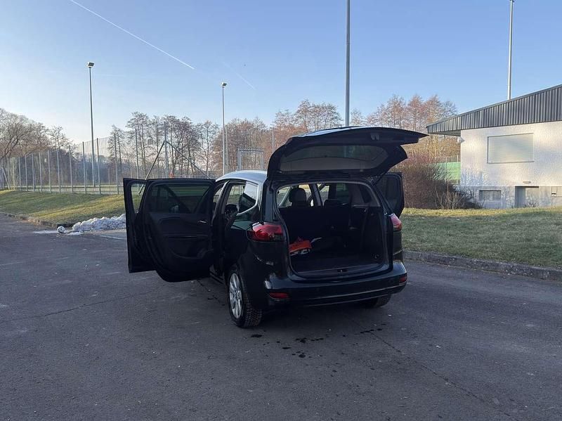 Gebraucht Opel Zafira Tourer Selection 136 PS (100 kW) 2014 Van / Kleinbus