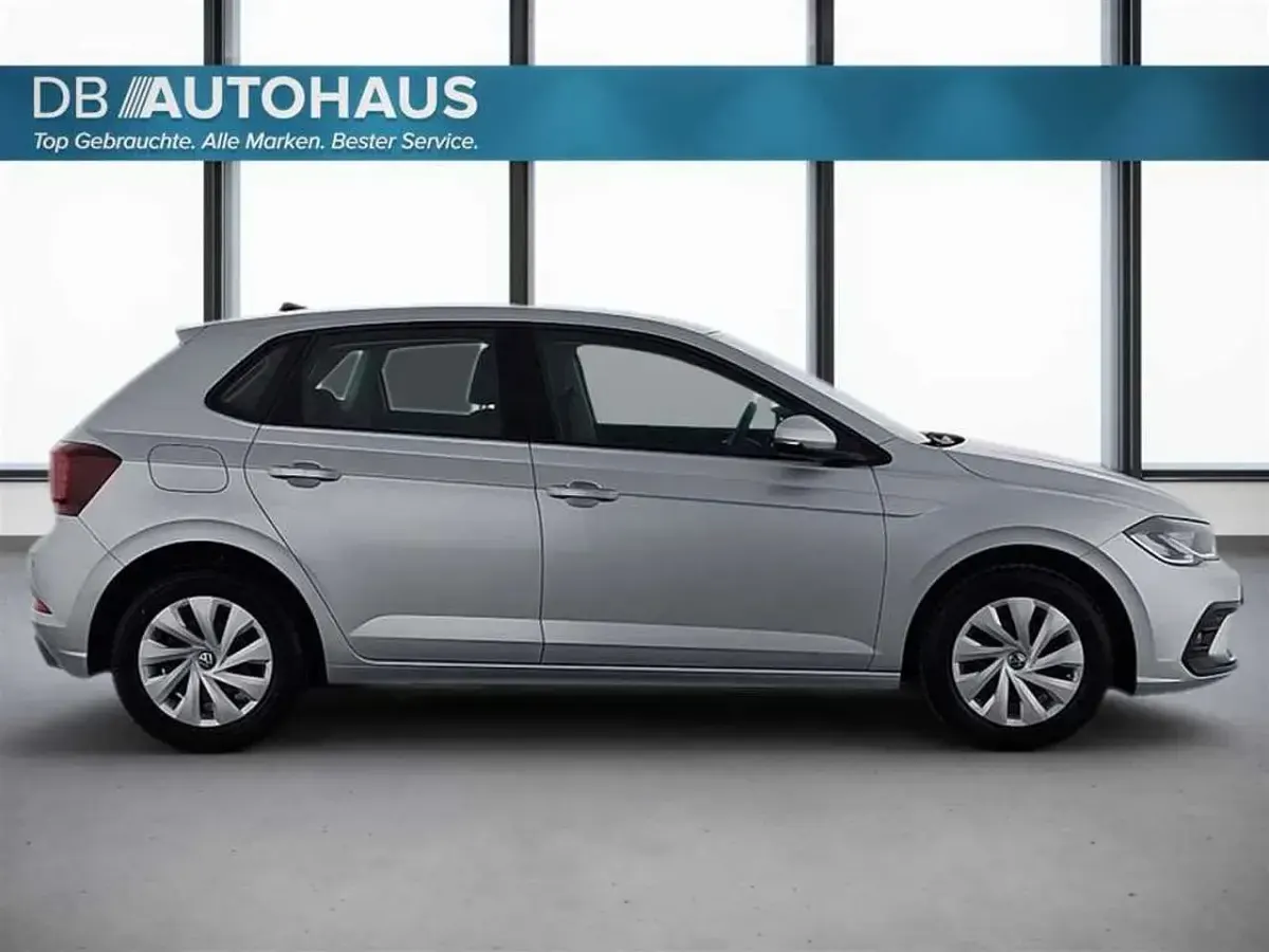 Gebraucht VW Polo Life 95 PS (69 kW) 2024 Silber Kleinwagen