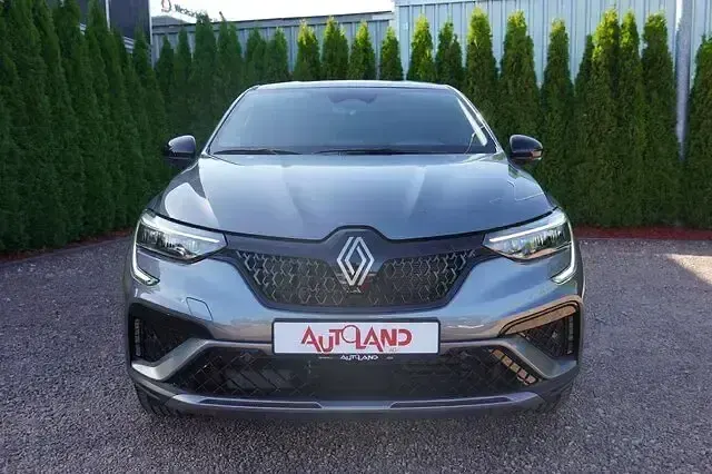 Neu Renault Arkana 140 PS (102 kW) 2026 Grau SUV