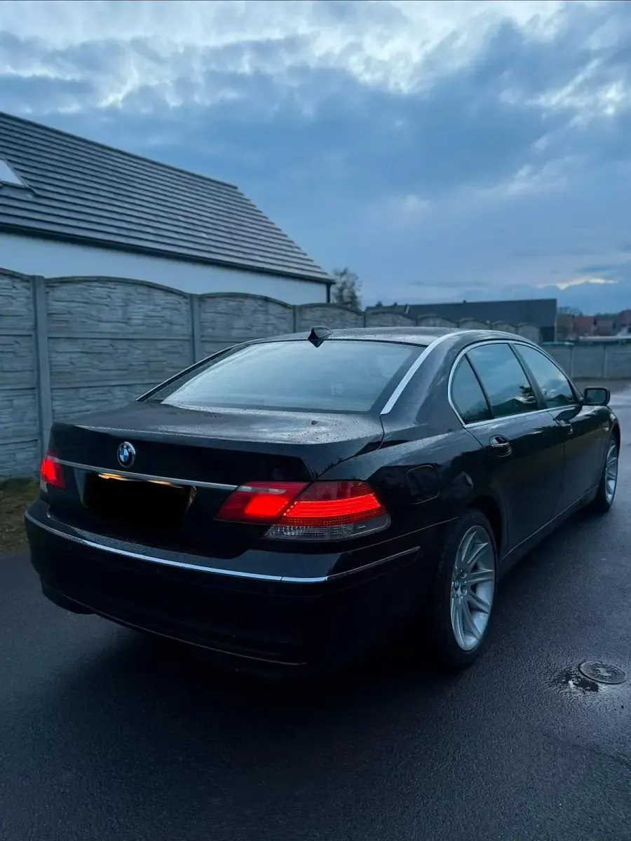 Gebraucht BMW 740L 306 PS (225 kW) 2005 Schwarz Limousine
