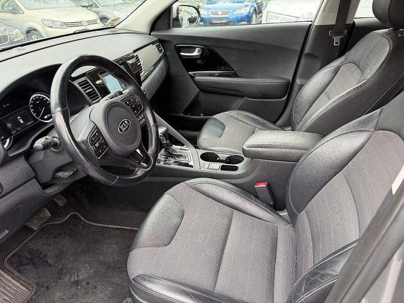 Gebraucht Kia Niro Vision 105 PS (77 kW) 2019 Grau SUV