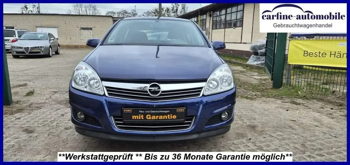 Gebraucht Opel Astra Edition 116 PS (85 kW) 2009 Blau Limousine