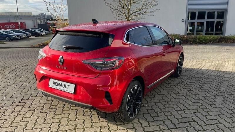 Gebraucht Renault Clio V Techno 91 PS (66 kW) 2025 Dezirrot metallic (rot) (rot) Limousine