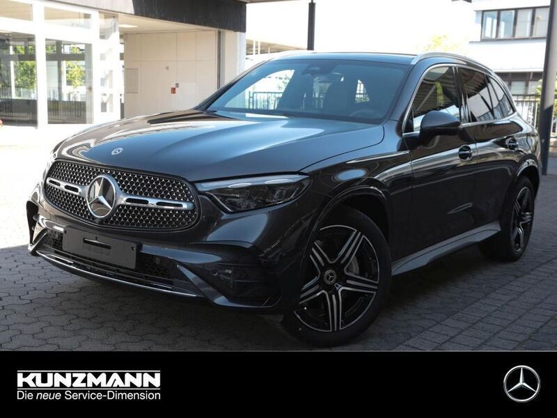 Graphitgrau metallic Gebraucht 2025 Mercedes GLC220 AMG SUV | 58.150 € (Superpreis) - Bild 1/4