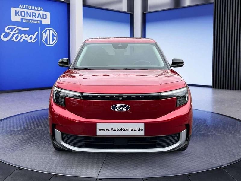 Nowe Ford Explorer Extended Range 210 kW (286 KM) 2026 Czerwony SUV
