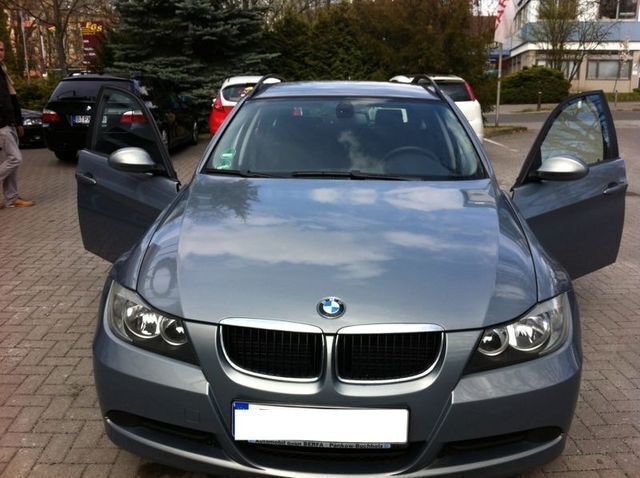Gebraucht BMW 318 194 PS (142 kW) 2008 Grau Kombi