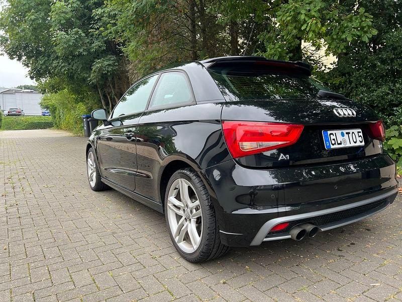 Gebraucht Audi A1 S-Line 185 PS (136 kW) 2012 Schwarz Kleinwagen